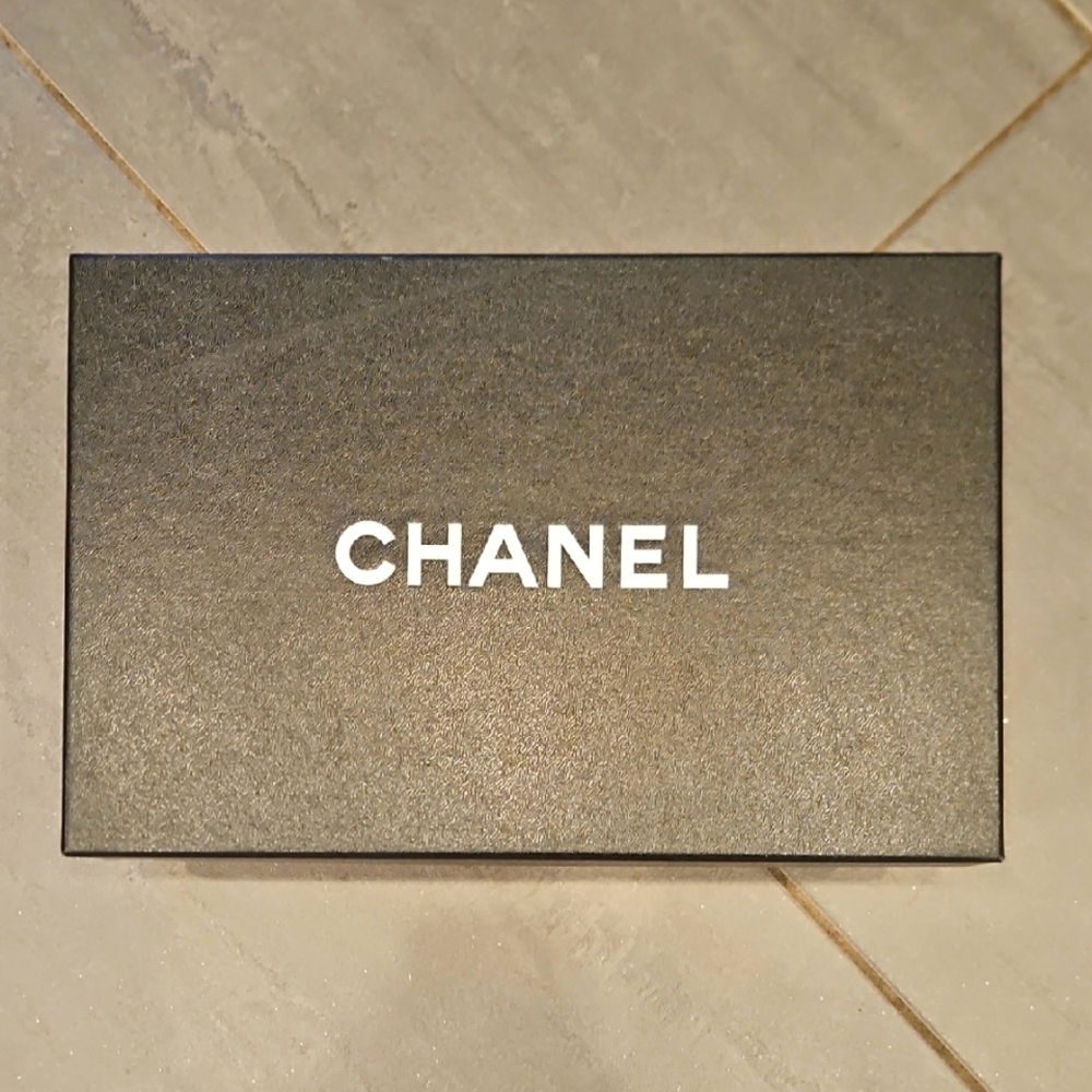 AUTHENTIC CHANEL THONG SHOE GIFT BOX 11" X 7.5" X 4" & TISSUE PAPER